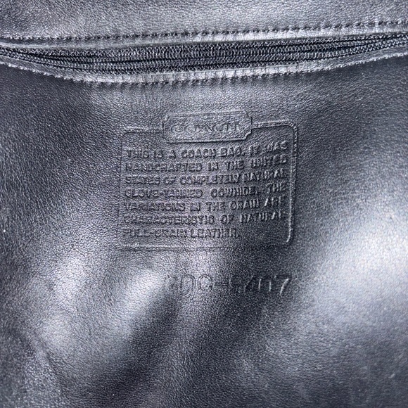 Coach Vintage Black Leather Shoulder Bag - Picture 9 of 11
